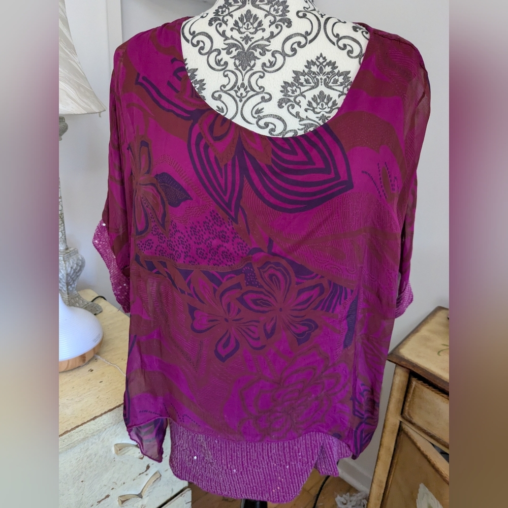 Expressions NWT Blouse